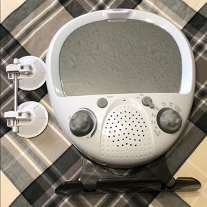 Shower radio
